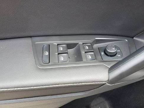 Used 2024 Volkswagen Tiguan S AWD/4WD image 13