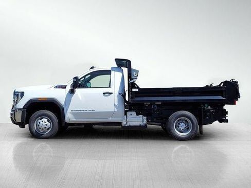 New 2026 GMC Sierra 3500 Pro w/ Convenience Package RWD image 7