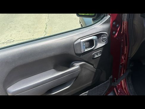 Used 2022 Jeep Wrangler Unlimited Sport w/ Cold Weather Group AWD/4WD image 7