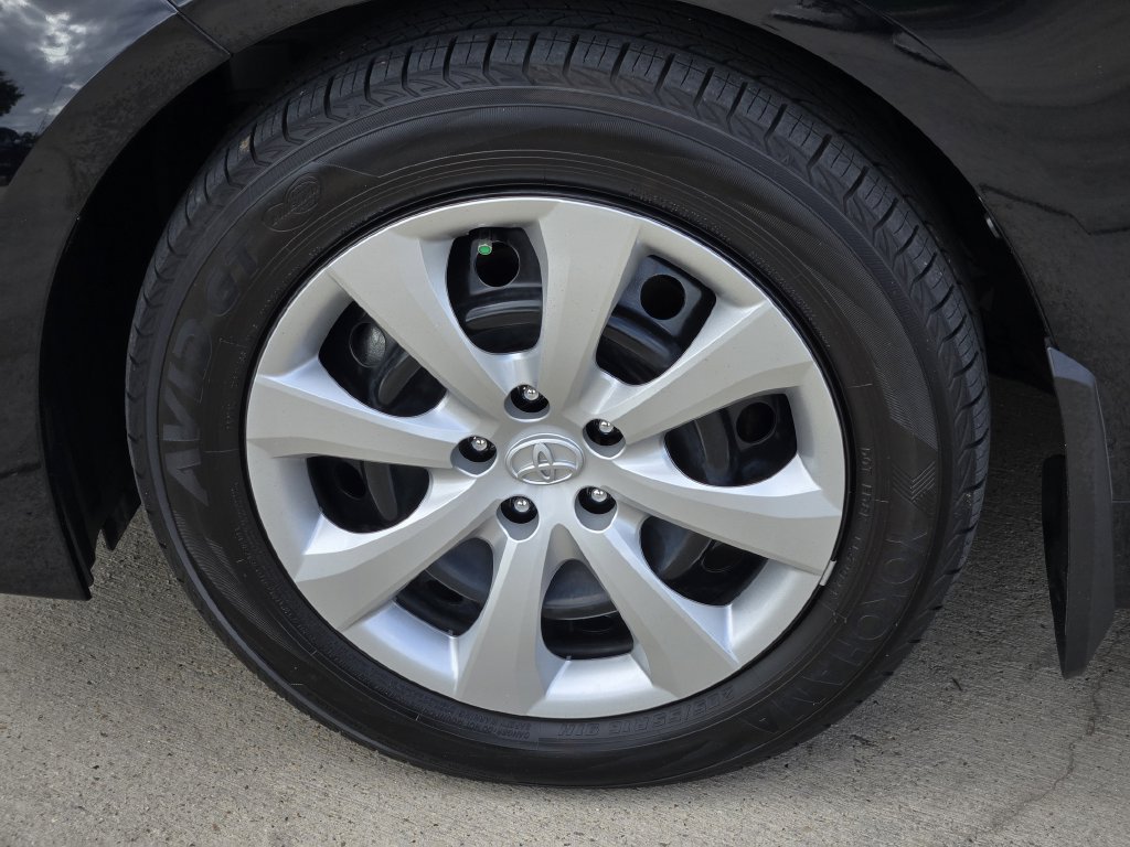 Certified 2024 Toyota Corolla LE FWD image 8