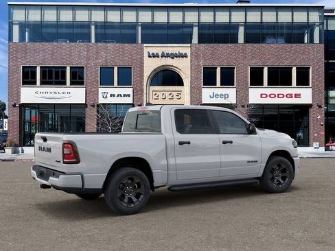 New 2026 RAM 1500 Express AWD/4WD image 4