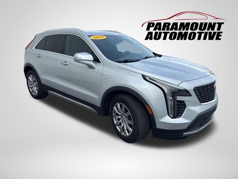 Used 2019 Cadillac XT4 Premium Luxury w/ Enhanced Visibility Package FWD image 3
