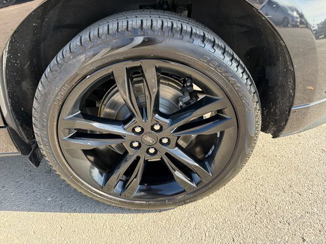 Used 2020 Ford Edge ST w/ Equipment Group 401A AWD/4WD image 32