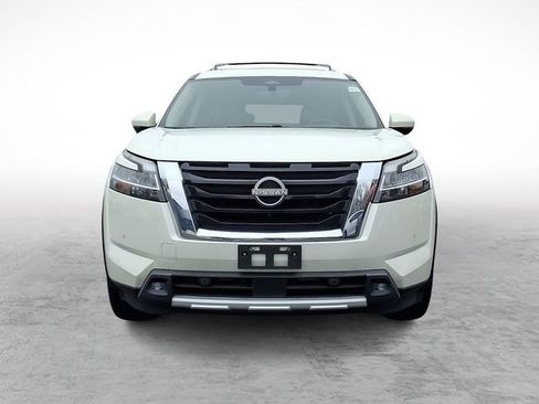 Used 2022 Nissan Pathfinder Platinum w/ Cargo Package image 2