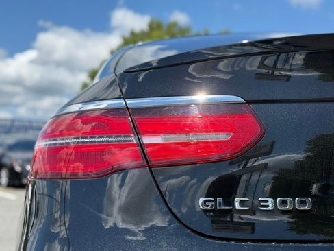 Used 2019 Mercedes-Benz GLC 300 4MATIC Coupe w/ Multimedia Package image 9