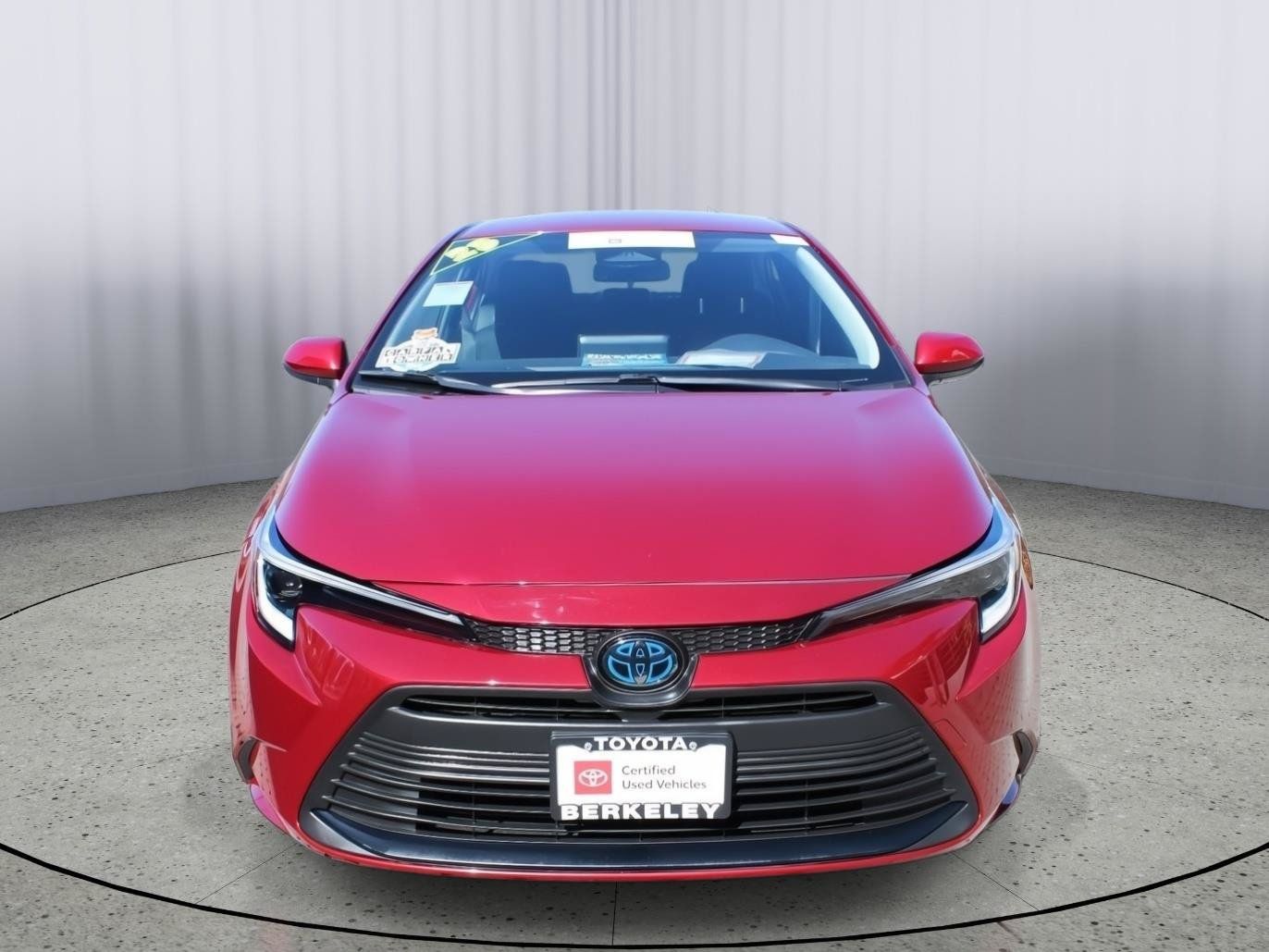 Certified 2025 Toyota Corolla LE w/ LE Premium Package FWD image 3