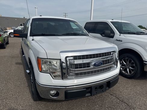 Used 2013 Ford F150 XLT w/ XLT Chrome Pkg RWD image 5