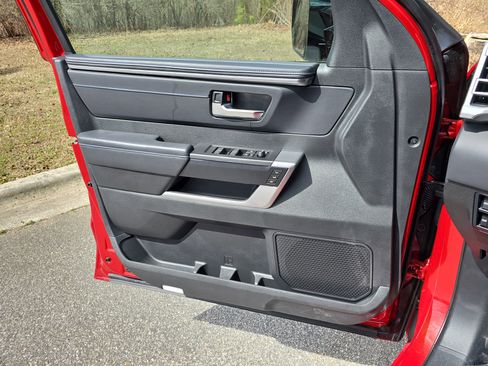 Used 2024 Toyota Sequoia Platinum image 24