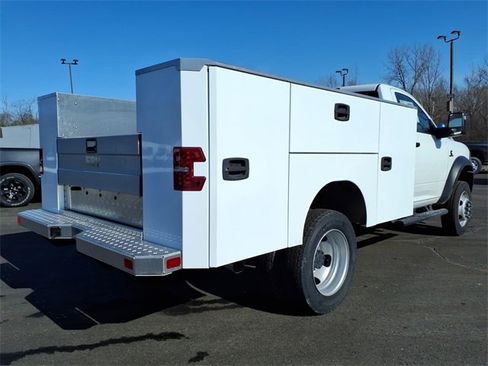 New 2024 RAM 4500 Tradesman image 7