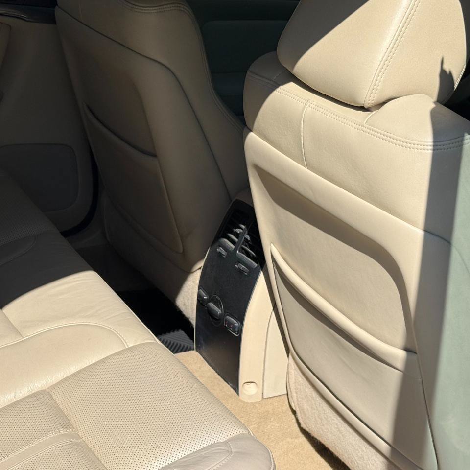 Used 2010 Lincoln MKS FWD image 26