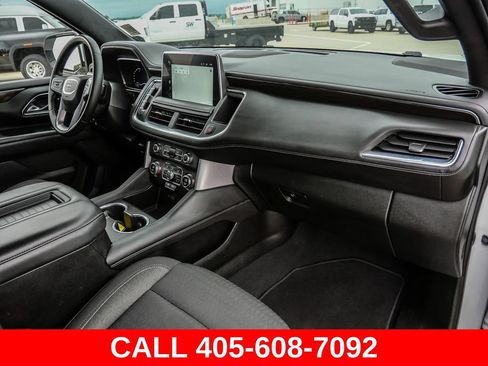 Used 2023 GMC Yukon XL SLE w/ Max Trailering Package AWD/4WD image 16