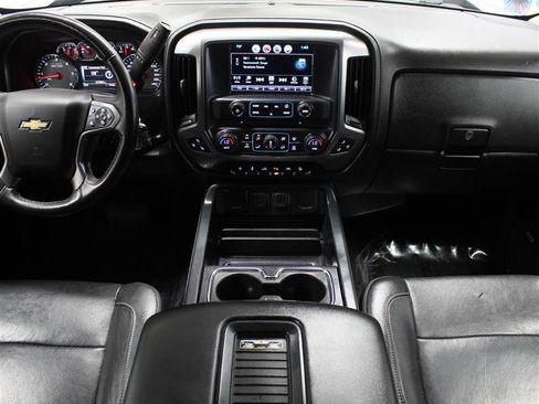 Used 2017 Chevrolet Silverado 1500 LTZ Z71 w/ LTZ Plus Package AWD/4WD image 9