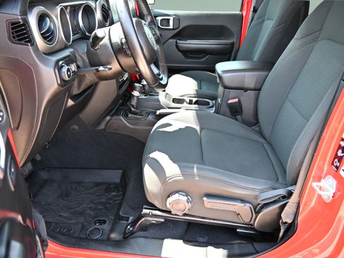 Used 2021 Jeep Wrangler Unlimited Sport AWD/4WD image 15