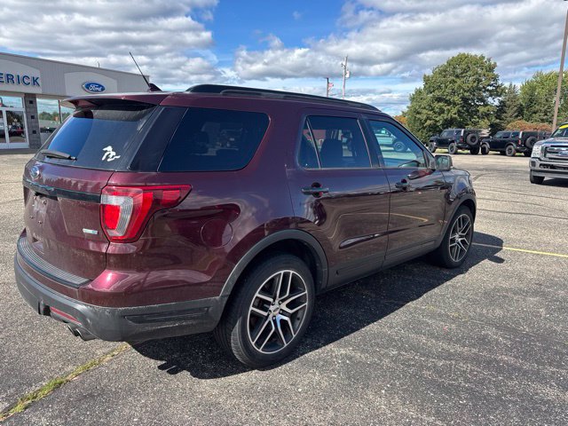 Used 2018 Ford Explorer Sport AWD/4WD image 4