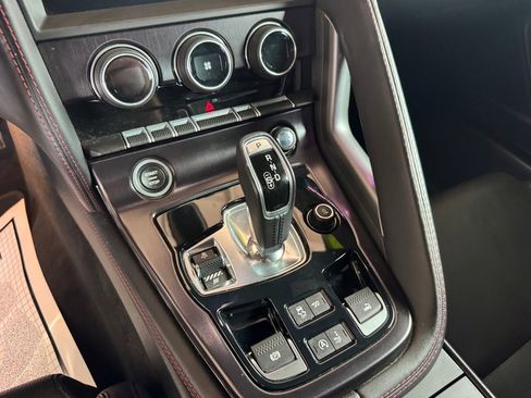 Used 2020 Jaguar F-TYPE Convertible image 12