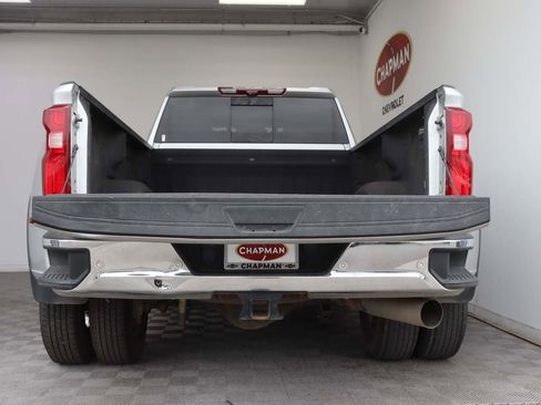 Used 2022 Chevrolet Silverado 3500 LTZ w/ LTZ Plus Package AWD/4WD image 5
