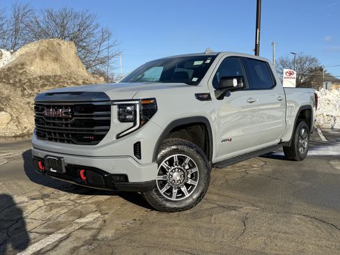 Used 2024 GMC Sierra 1500 AT4 w/ AT4 Premium Package image 1