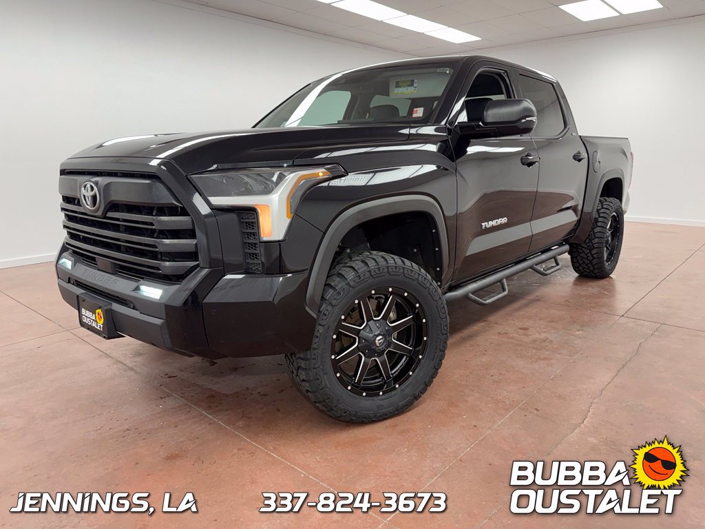 Used 2022 Toyota Tundra SR5 w/ SR5 Premium Package RWD image 1