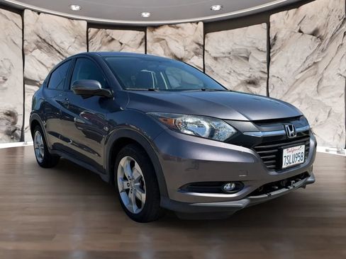 Used 2016 Honda HR-V EX image 3