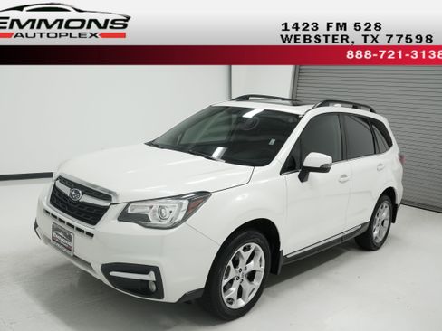 Used 2017 Subaru Forester 2.5i Touring AWD/4WD image 1