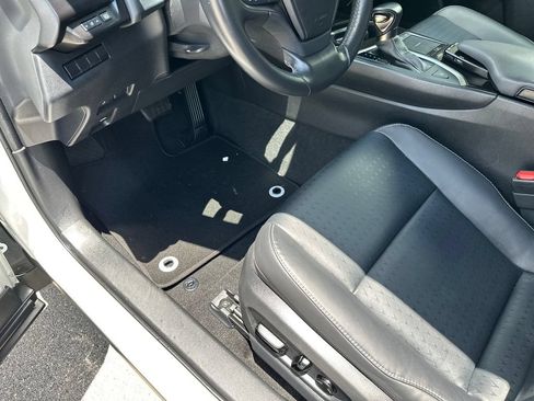 Used 2021 Lexus UX 200 w/ Accessory Package (Z2) FWD image 19