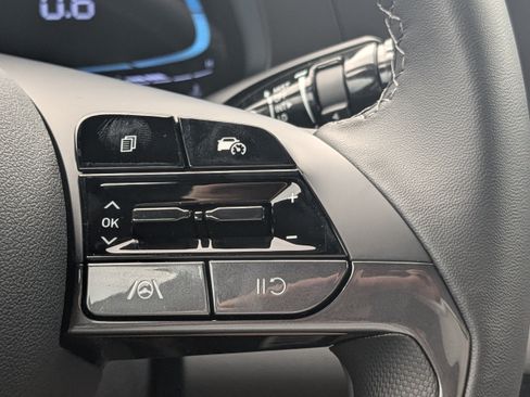 New 2026 Hyundai Elantra SEL Sport FWD image 29