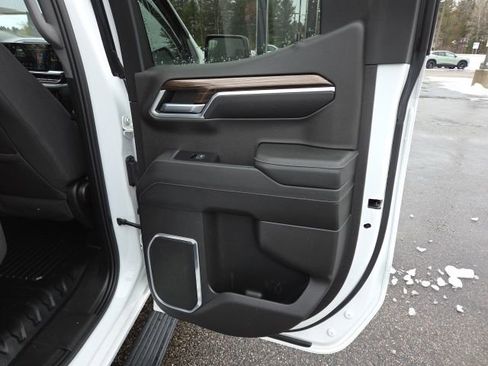 Used 2022 Chevrolet Silverado 1500 LT image 50