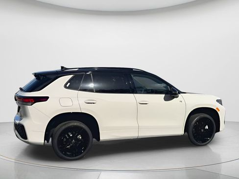 New 2026 Volkswagen Tiguan SE R-Line image 9