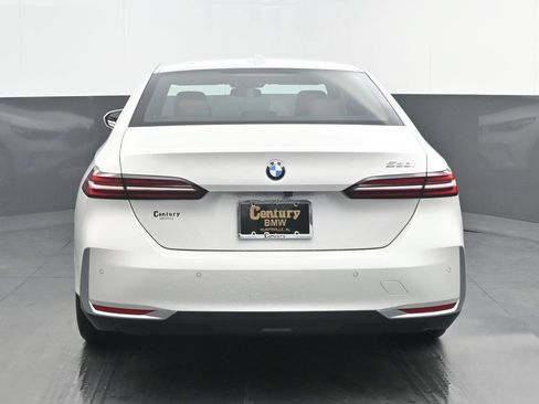 New 2027 BMW 530i RWD image 6
