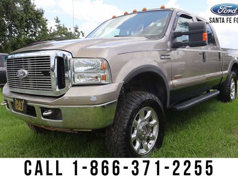Used 2006 Ford F250 Lariat AWD/4WD image 1