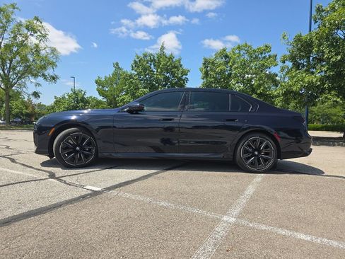 Used 2024 BMW 760i xDrive AWD/4WD image 14