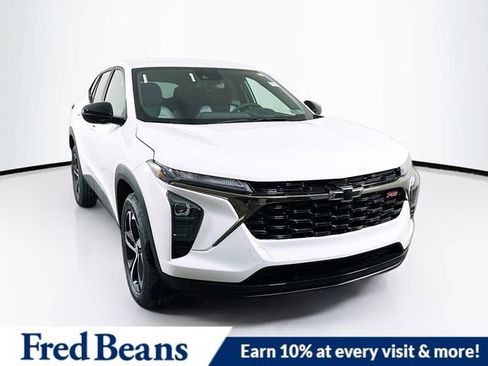 New 2026 Chevrolet Trax RS w/ Driver Confidence Package FWD image 1