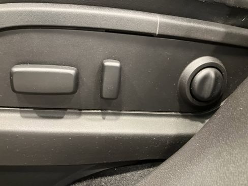 Used 2016 Buick Enclave Premium w/ Experience Buick Package image 13