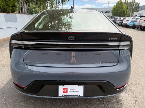 Certified 2024 Toyota Prius Prime FWD image 6
