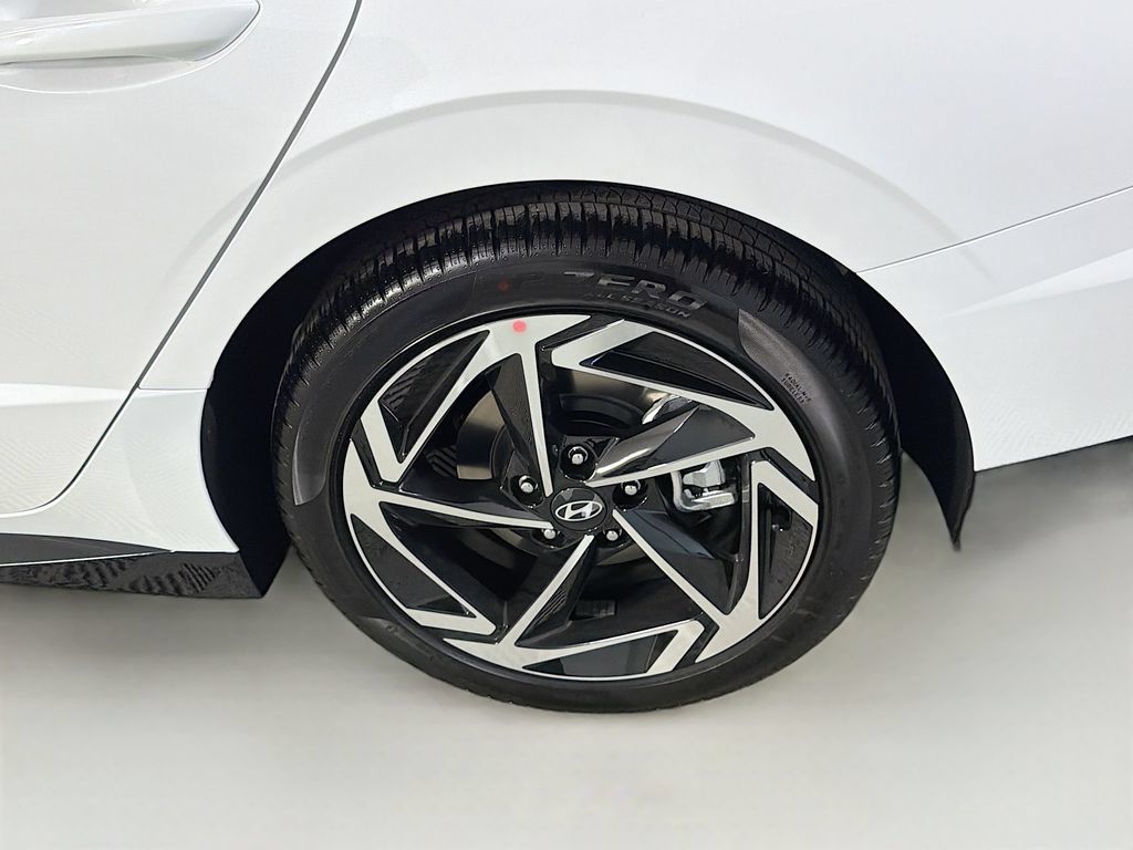 Used 2026 Hyundai Sonata SEL FWD image 31