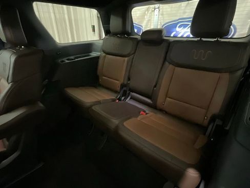 Used 2025 Ford Expedition King Ranch AWD/4WD image 11