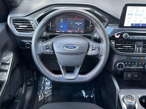 Used 2025 Ford Escape ST-Line FWD image 16