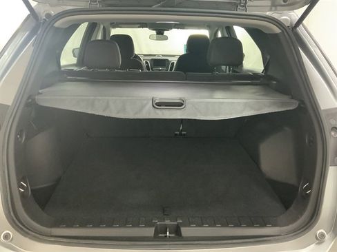 Used 2024 Chevrolet Equinox LS AWD/4WD image 9