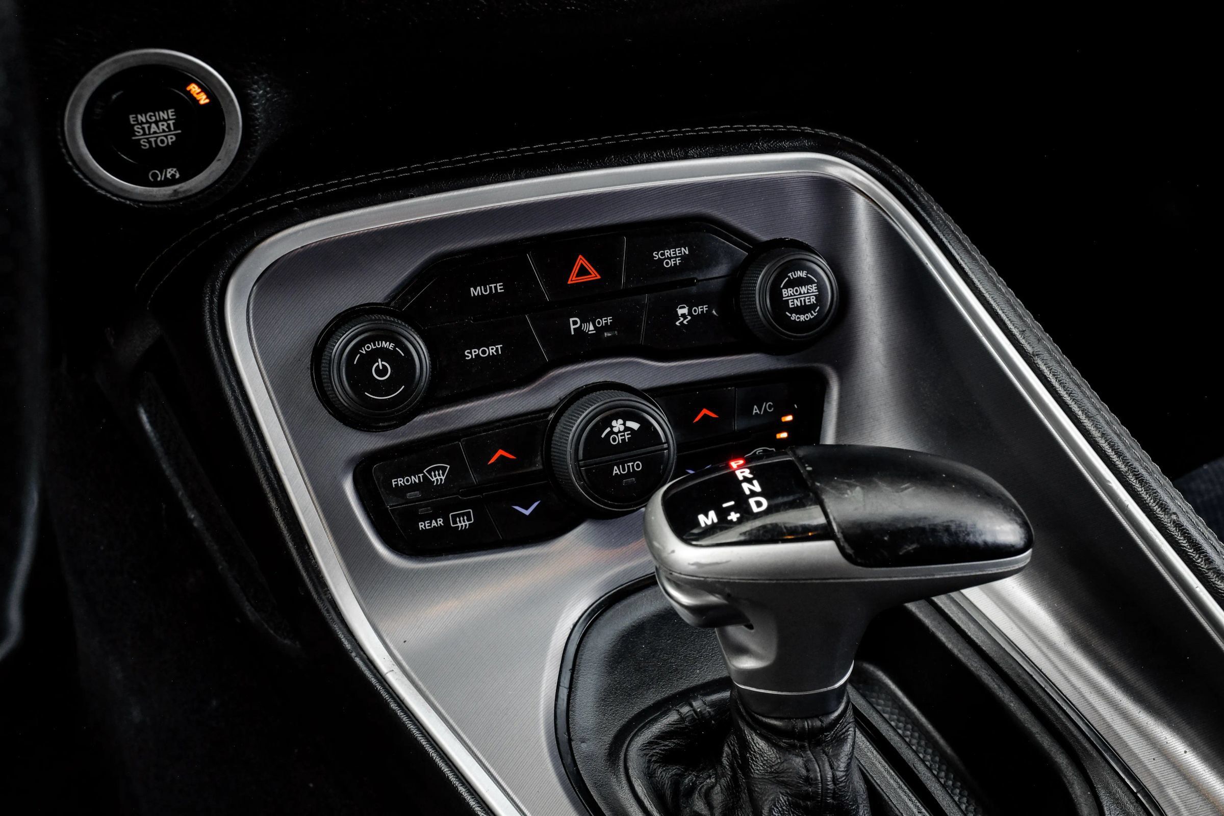 Used 2019 Dodge Challenger R/T RWD image 31