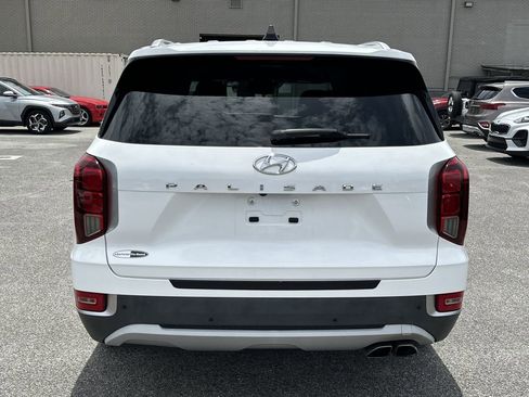 Used 2022 Hyundai Palisade SEL w/ Premium Package FWD image 7