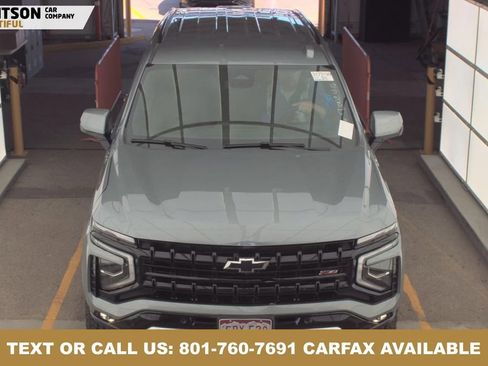 Used 2025 Chevrolet Tahoe Z71 AWD/4WD image 2