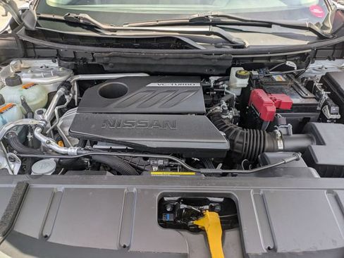 Used 2024 Nissan Rogue SV AWD/4WD image 13