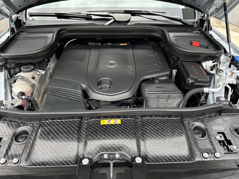 Certified 2025 Mercedes-Benz GLE 450 4MATIC image 51