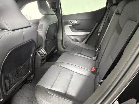 Used 2024 Polestar Polestar 2 image 27