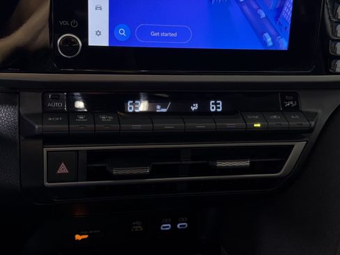 Used 2025 Toyota Camry LE FWD image 19