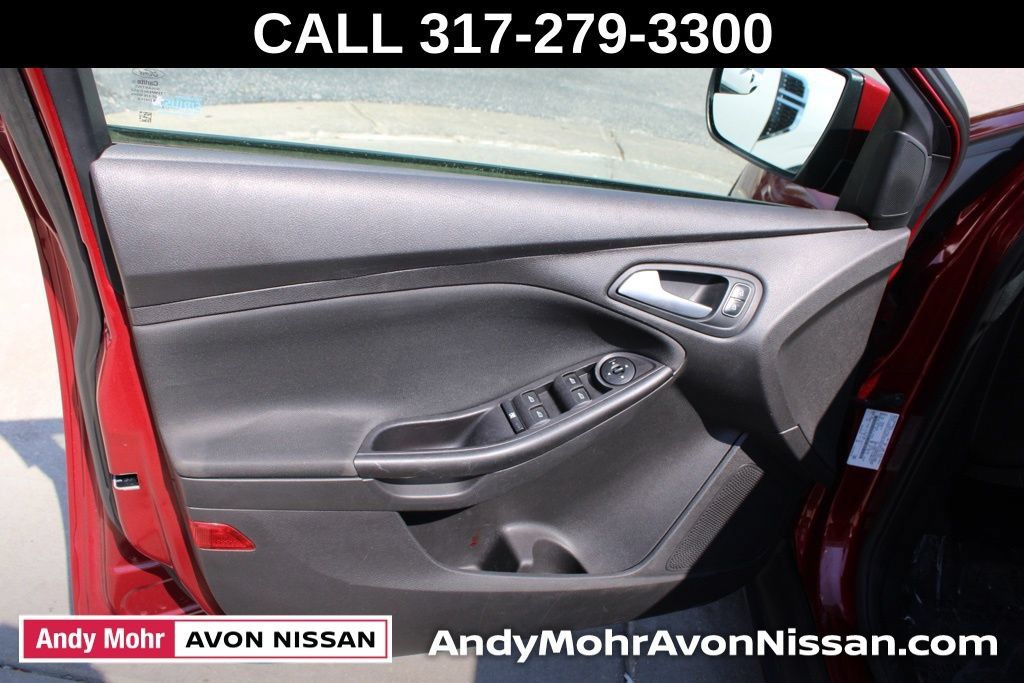 Used 2017 Ford Focus SE FWD image 17