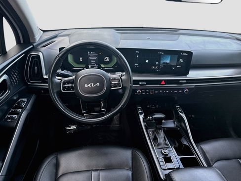 Used 2024 Kia Sorento S w/ Panoramic Sunroof Package FWD image 18