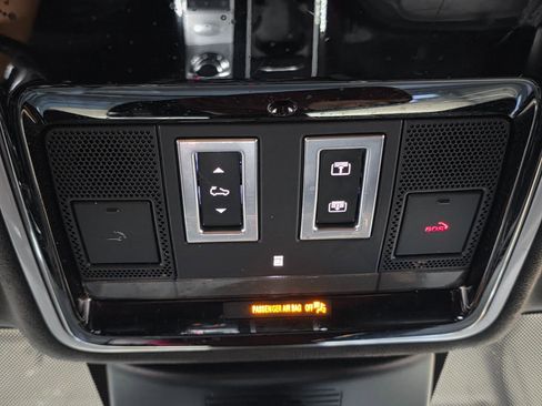 Used 2019 Land Rover Range Rover Long Wheelbase Autobiography AWD/4WD image 46