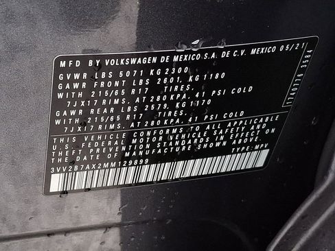 Used 2021 Volkswagen Tiguan SE w/ Panoramic Sunroof Package image 27