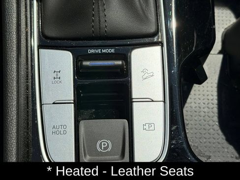 Certified 2025 Hyundai Santa Cruz Limited AWD/4WD image 28